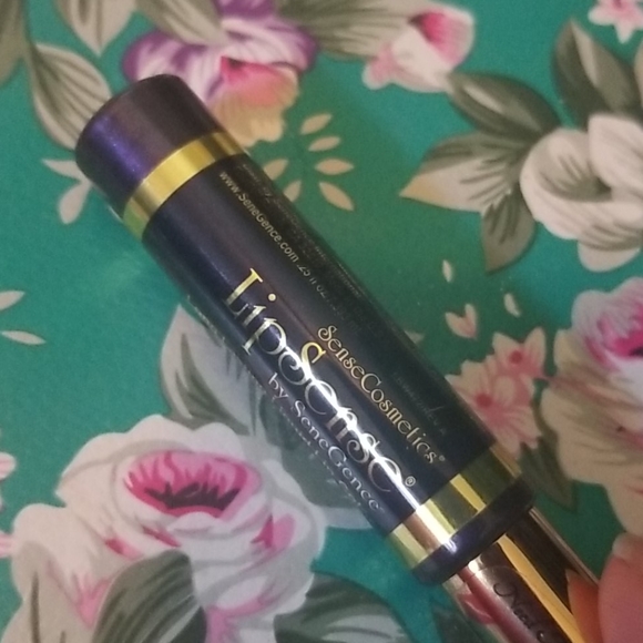 New Lipsense TEAM Wicked! Stunning Blue!